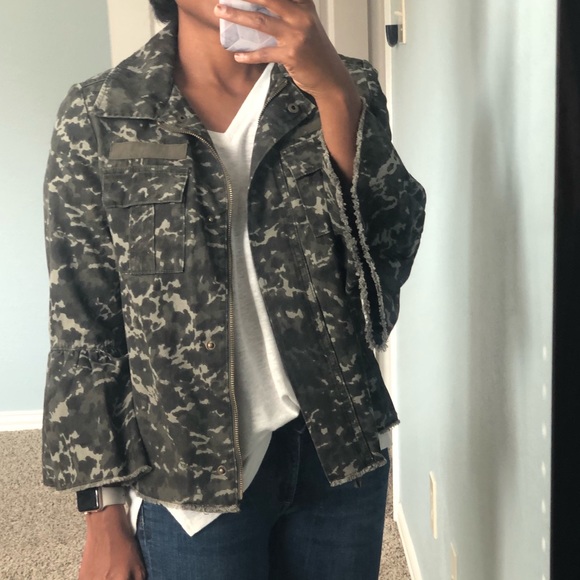 mossimo camo jacket